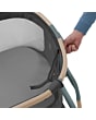 2121043110_2022_maxicosi_homeequipment_bed_ioraair_beyondgraphite_zoom__easytowash2