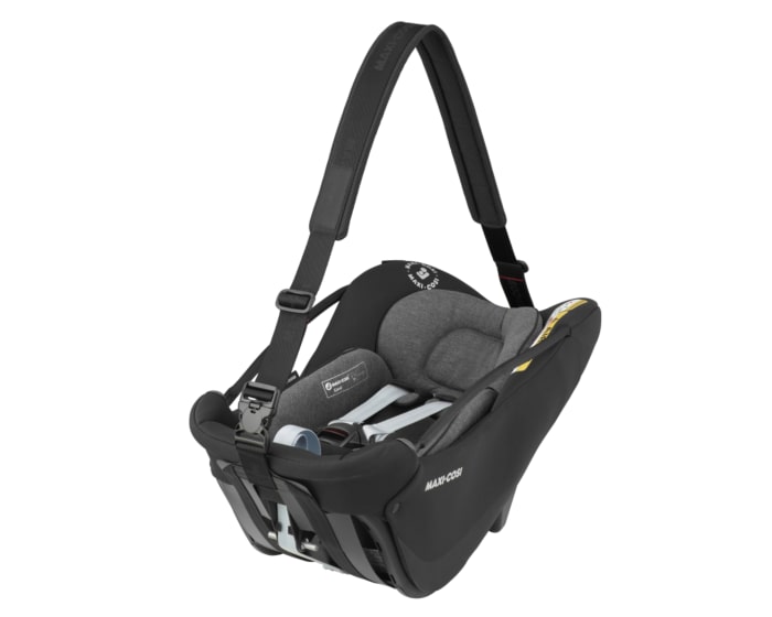 8046057110_2020_maxicosi_carseat_carseataccessory_coralcarrystrap_black_black_3qrtleft